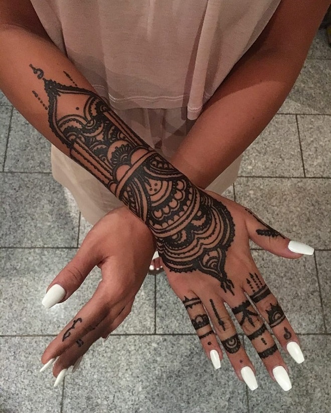 beautiful hand tattoo