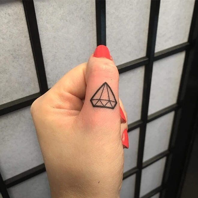 Finger Diamond Tattoo