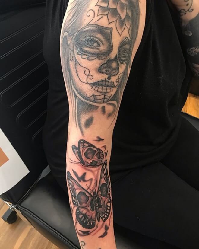 Hand Dead Girl Tattoo