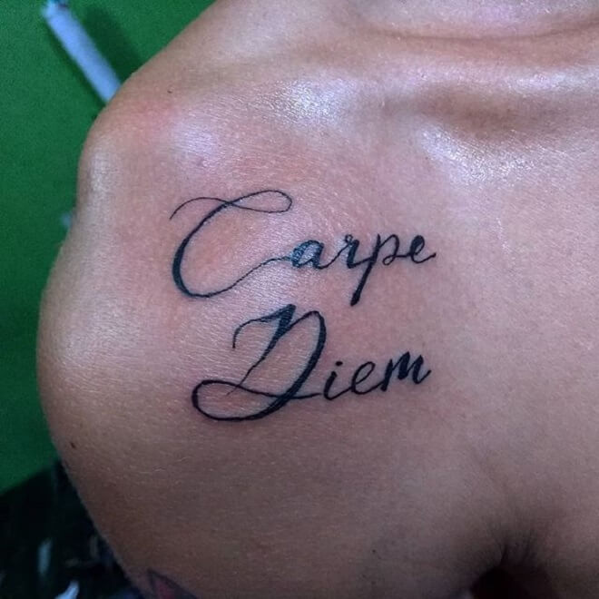 Shoulder Carpe Diem Tattoo