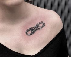 Top Chain Tattoo