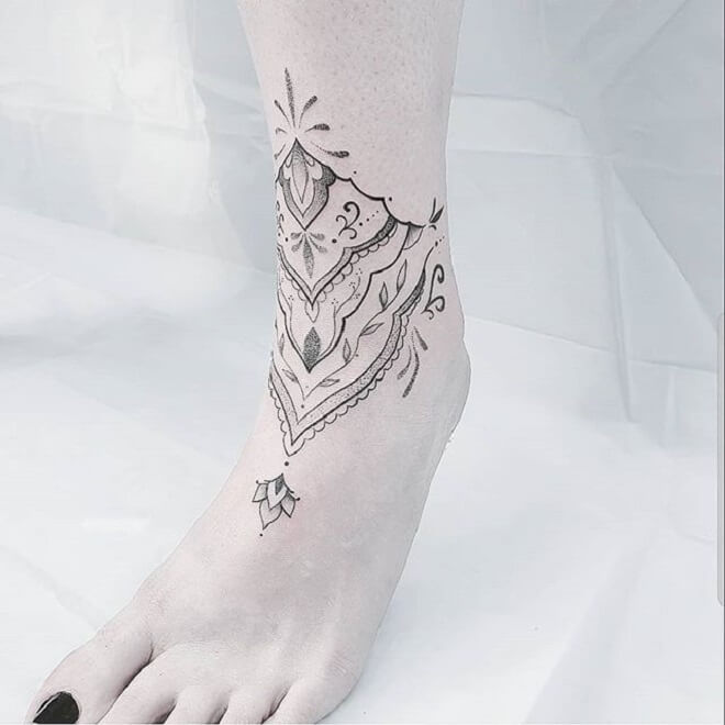 Girl Foot Tattoo