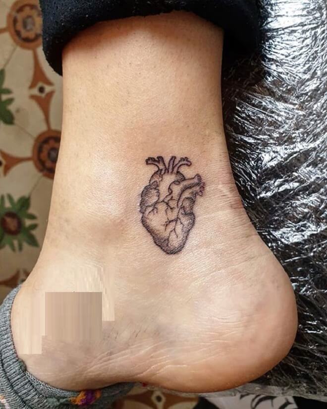 Leg Anatomical Heart Tattoo