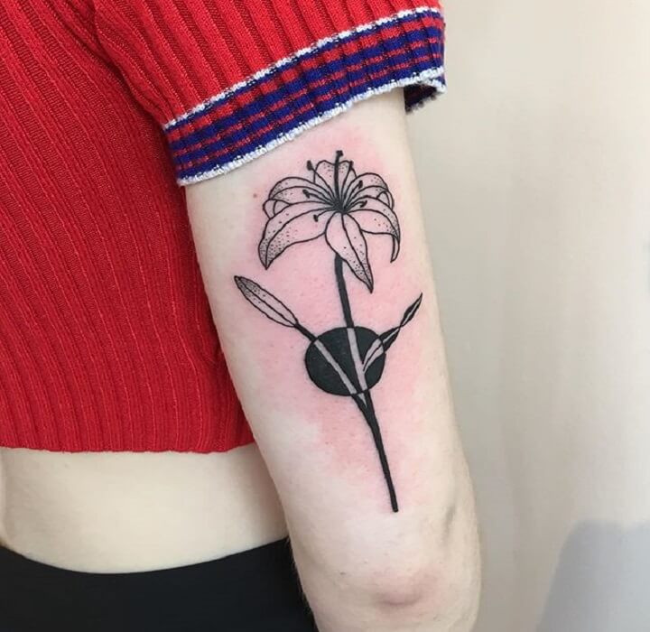 Top Lily Tattoo